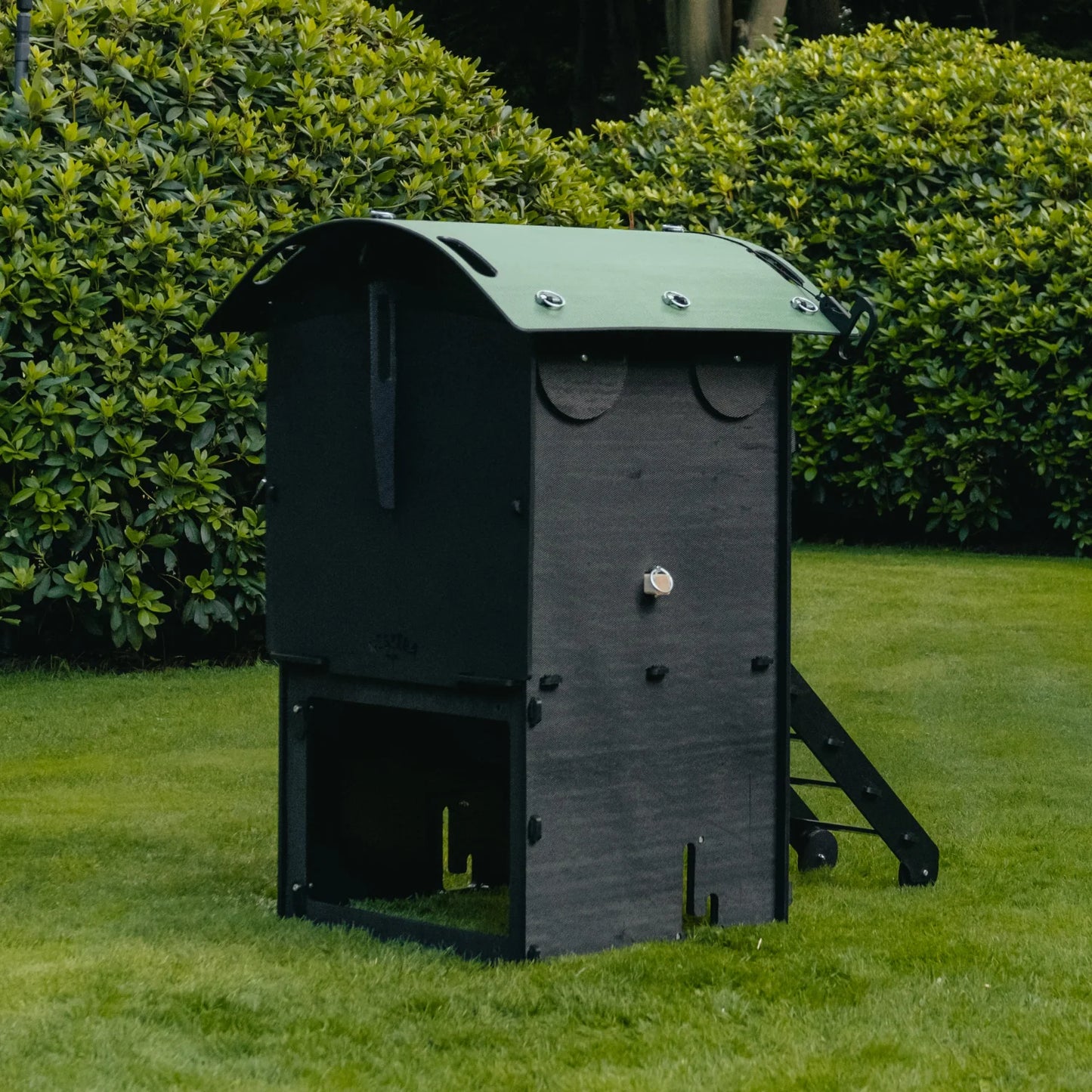 Nestera Chicken Coop Penthouse House Raised - Small