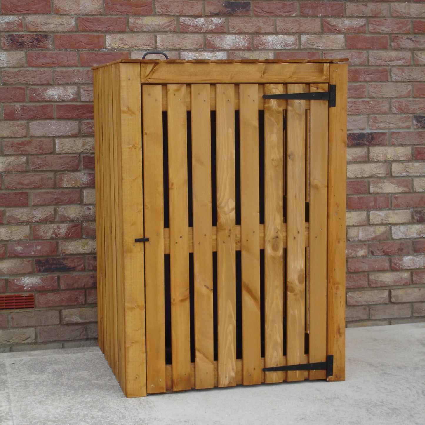 Shire Wheelie Bin Storage Store WHEE0101DSL-1AA
