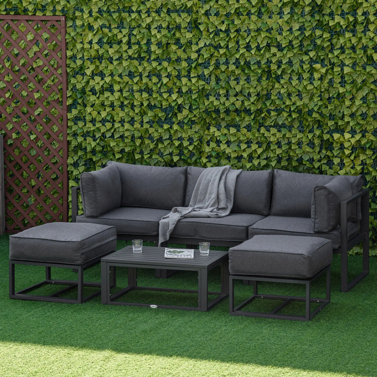 Outsunny 6 Piece Outdoor Garden Sofa Set with Coffee Table – Grey